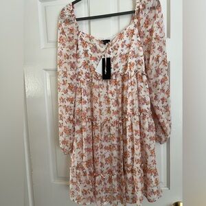 Tiered Floral Dress with Sheer long sleeves Size Large NWT